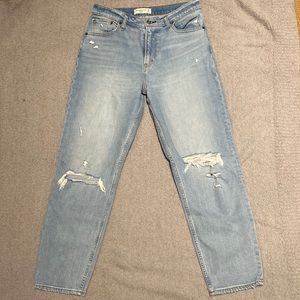Abercrombie Mom High Rise Jean 29L